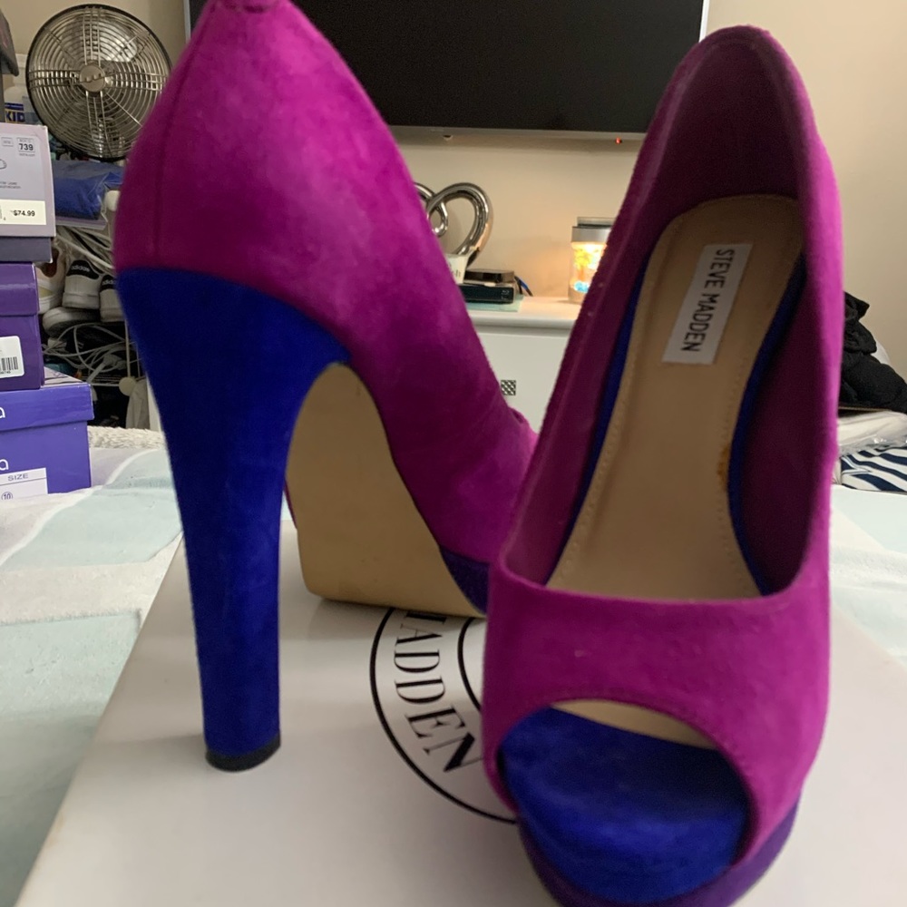 SOLD BNIB Steve Madden RADICCAL Heels size 9